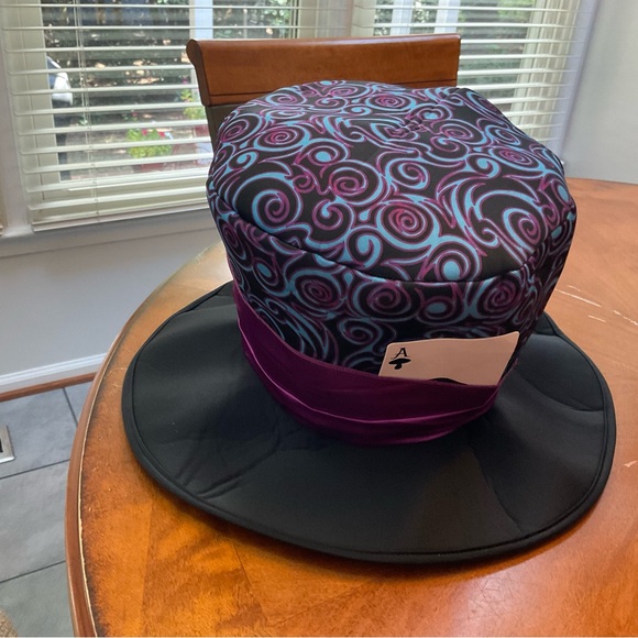 HALLOWEEN MAD HATTER HAT. NWT - Picture 1 of 4